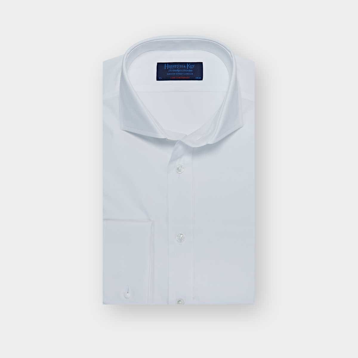 Contemporary Fit Plain Cotton Poplin Shirt With Cut Away Collar Double Cuff
