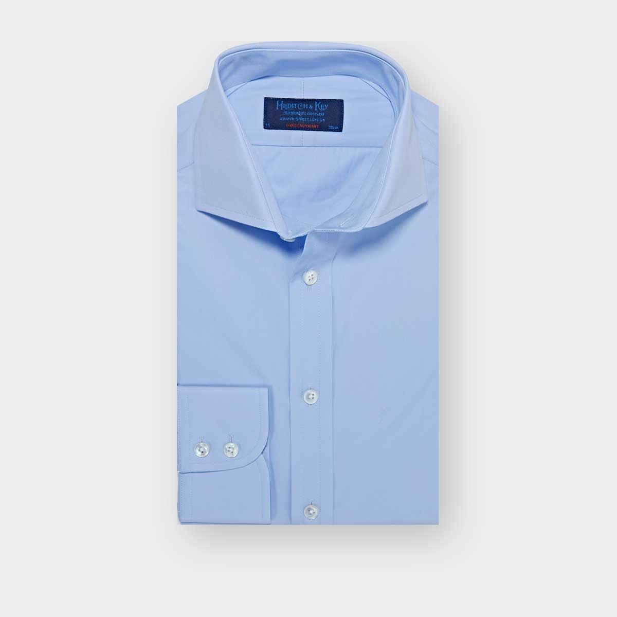 Contemporary Fit Plain Cotton Poplin Shirt With Cut Away Collar Two Button Cuff