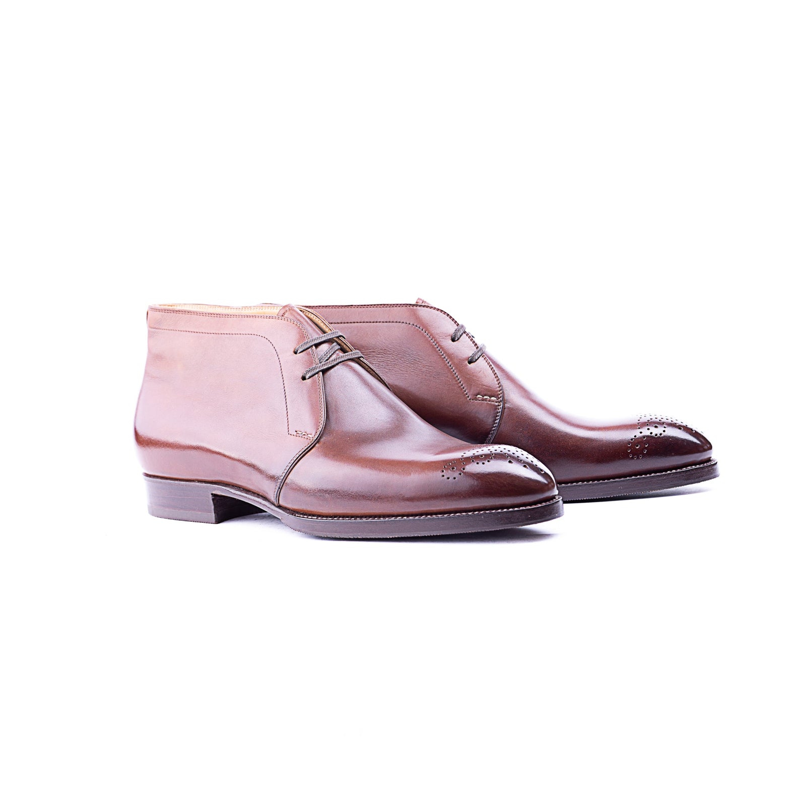 Chukka Boots With Toe Medallion
