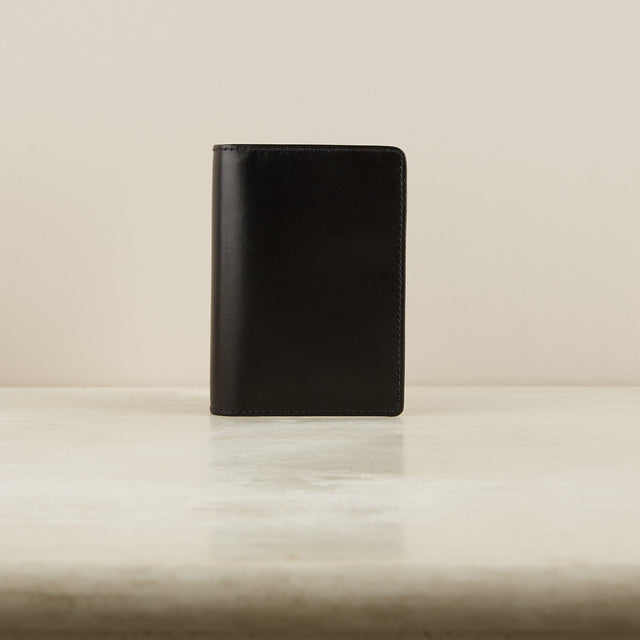 Bi-Fold 6 Cards Case in Black