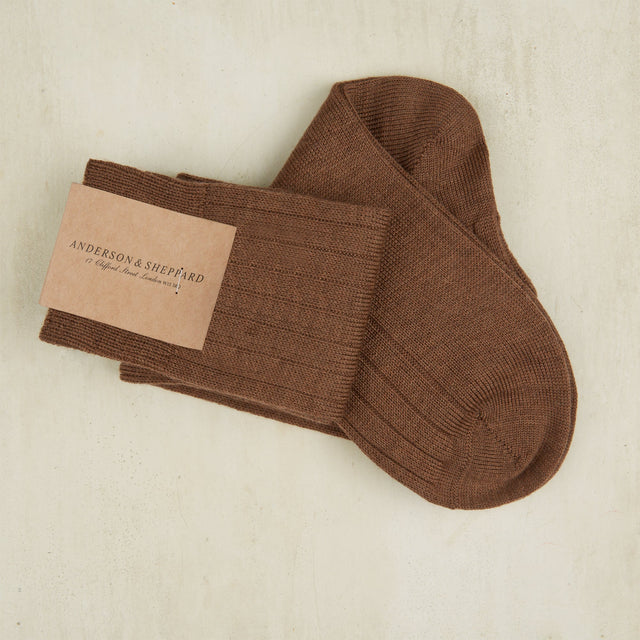 Long Wool Rib Socks In Light Brown