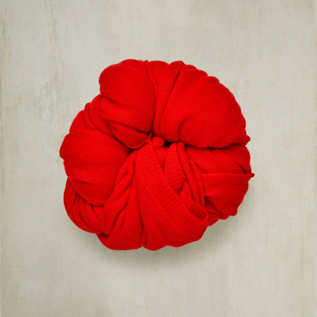 Large Knitted Cashmere Scarf In Red