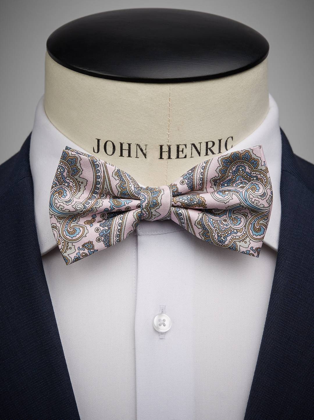 Bow Tie Paisley