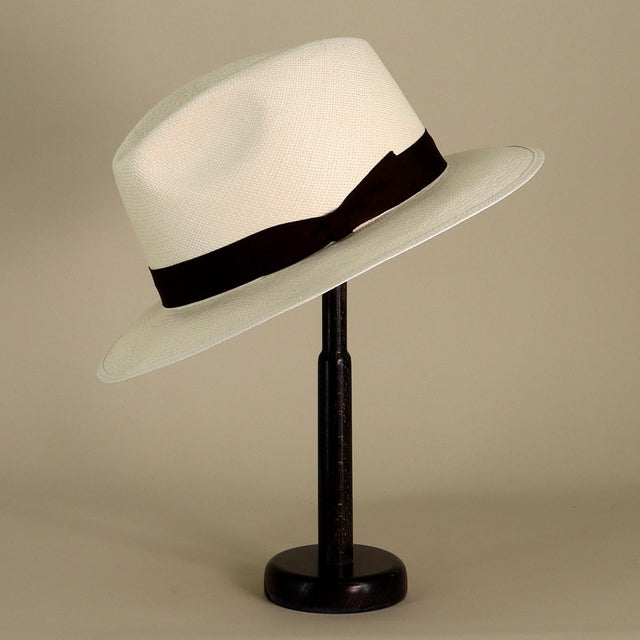 Narrow Brimmed Straw Hat In Navy