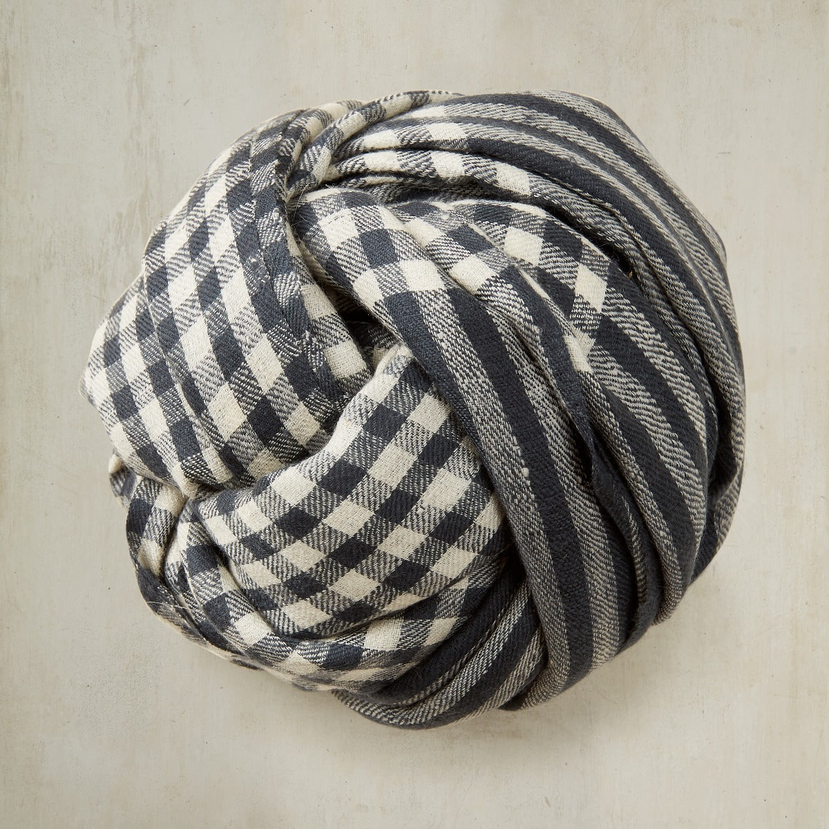 Mini Check Cashmere Scarf In And Ivory