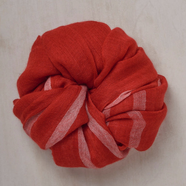 Lightweight Checked Cashmere Scarf In Red