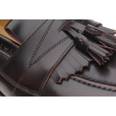 Wildsmith Model Tassel mens rubber-soled tasselled loafers in burgundy rub off