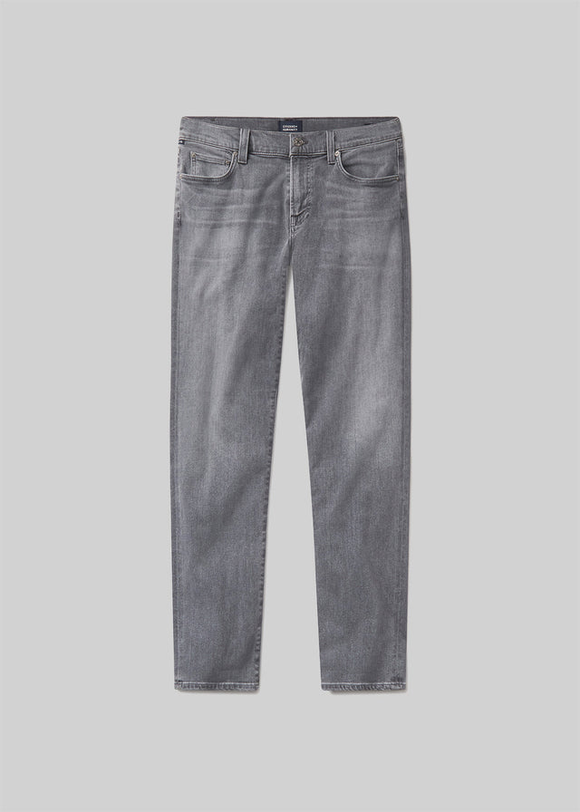 London Tapered Slim Perform in Sycamore