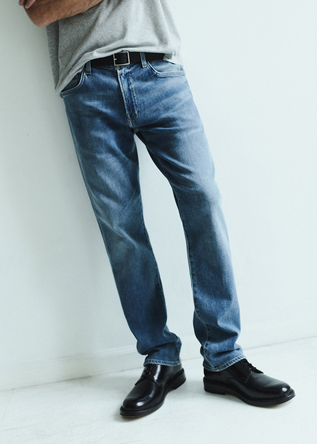 Gage Slim Straight Cashmere Denim in Anders