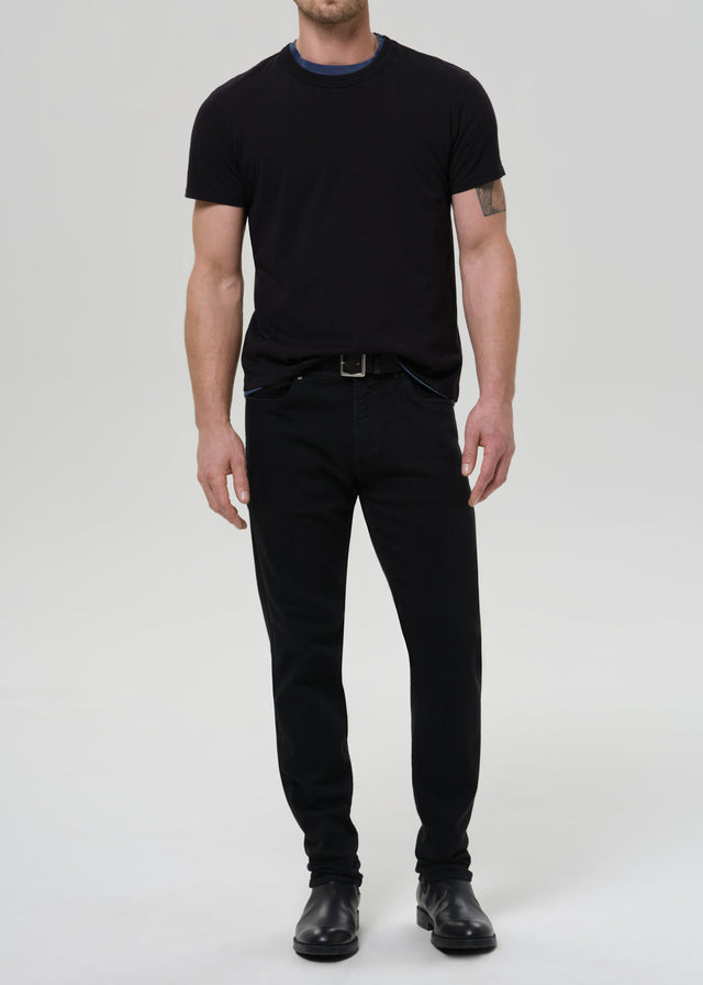 Adler Slim Perform in Worn Black