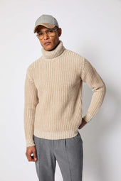 Maglione dolcevita a maglia grossa avorio