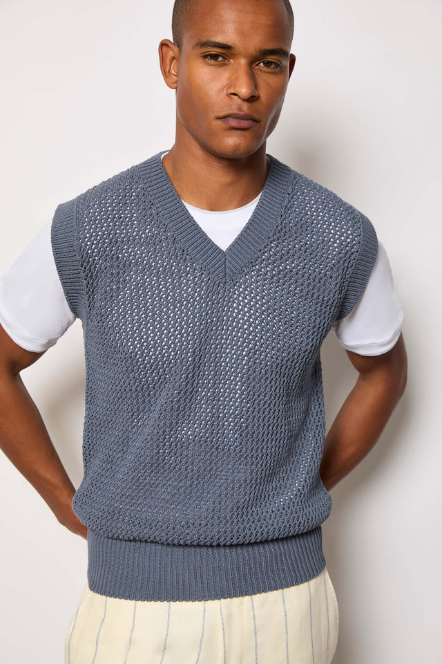 Gilet in sweater azzurro