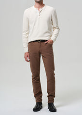 Adler Slim Perform Twill in Deep Brown