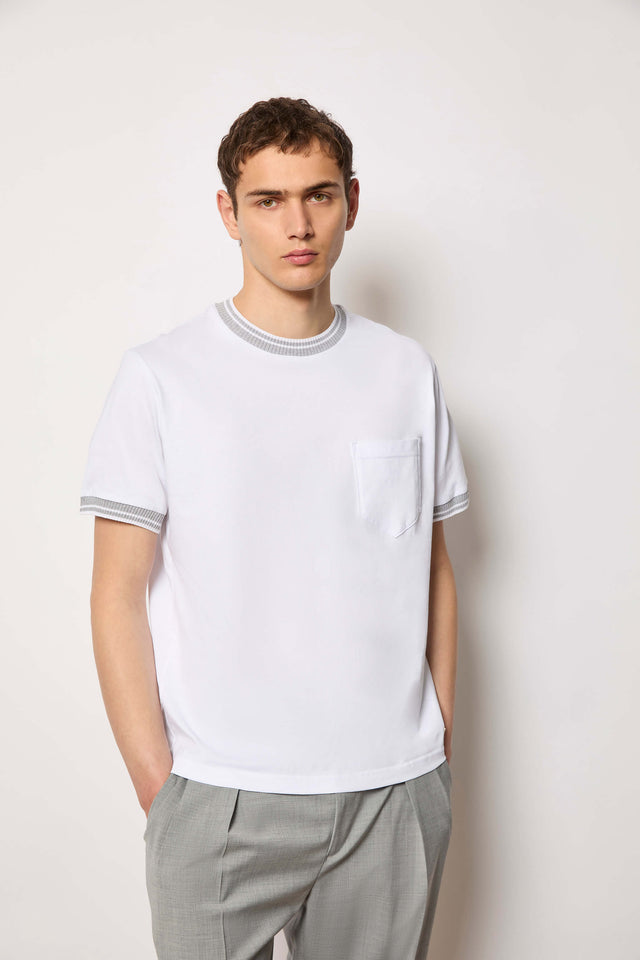 T-shirt con dettagli in contrasto bianca