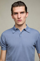 Polo in maglia azzurro soft