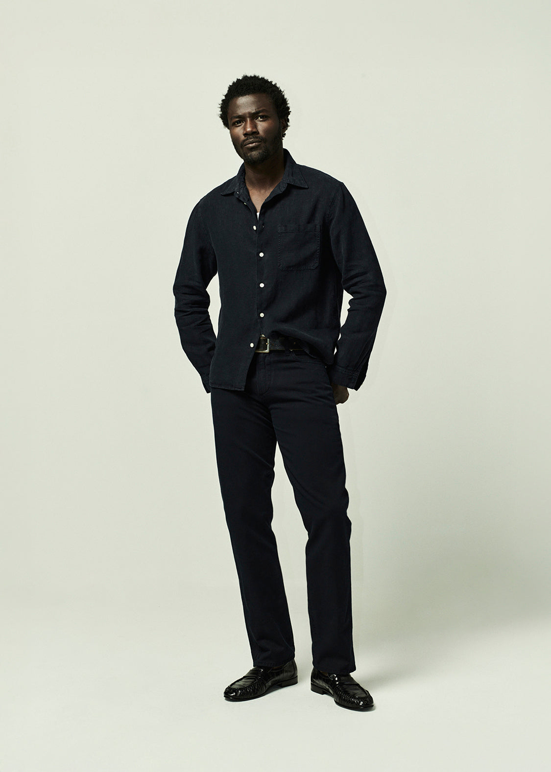 Elijah Straight Comfort Stretch Linen in Navy
