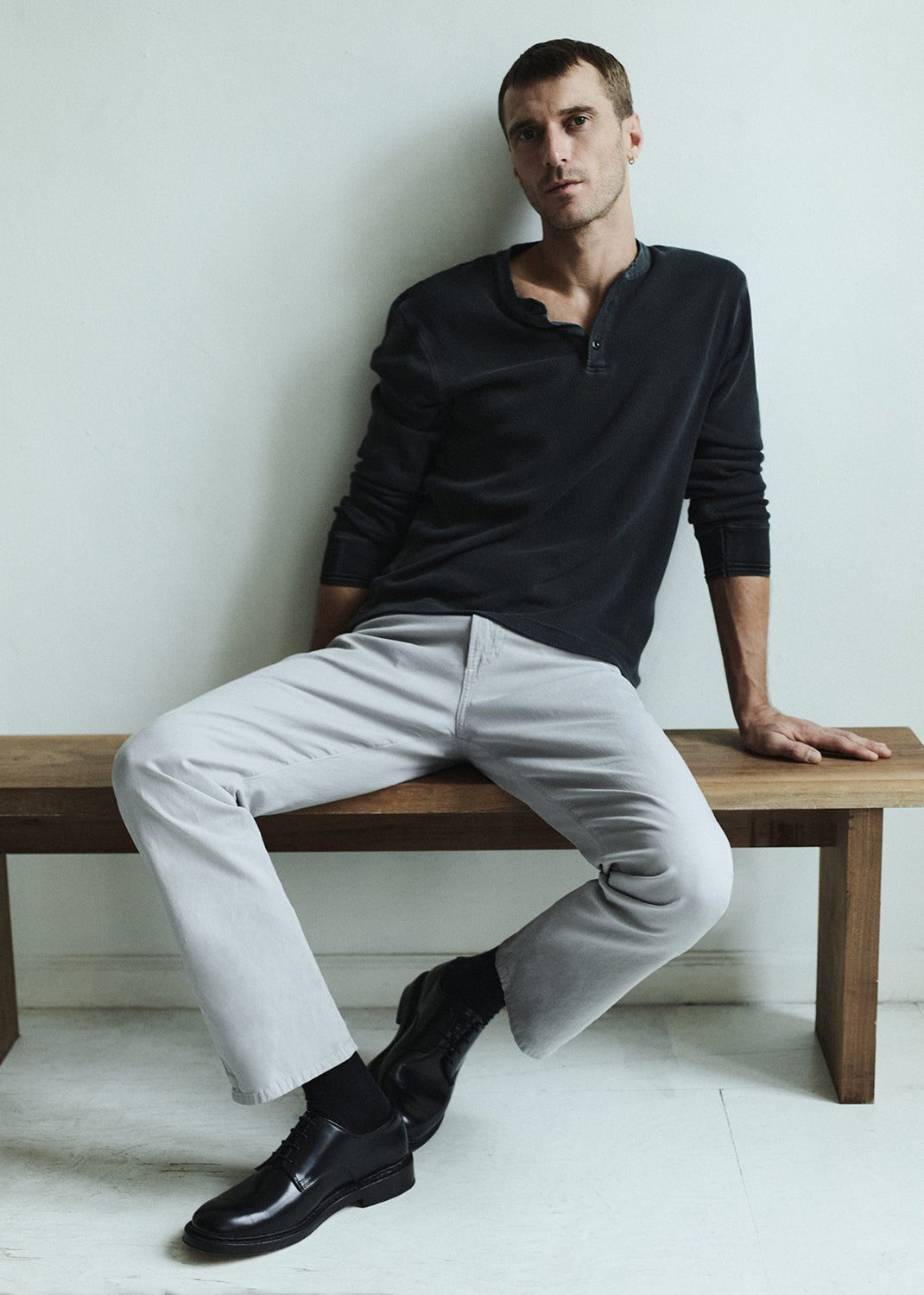 Elijah Straight Comfort Stretch Linen in Stone Grey