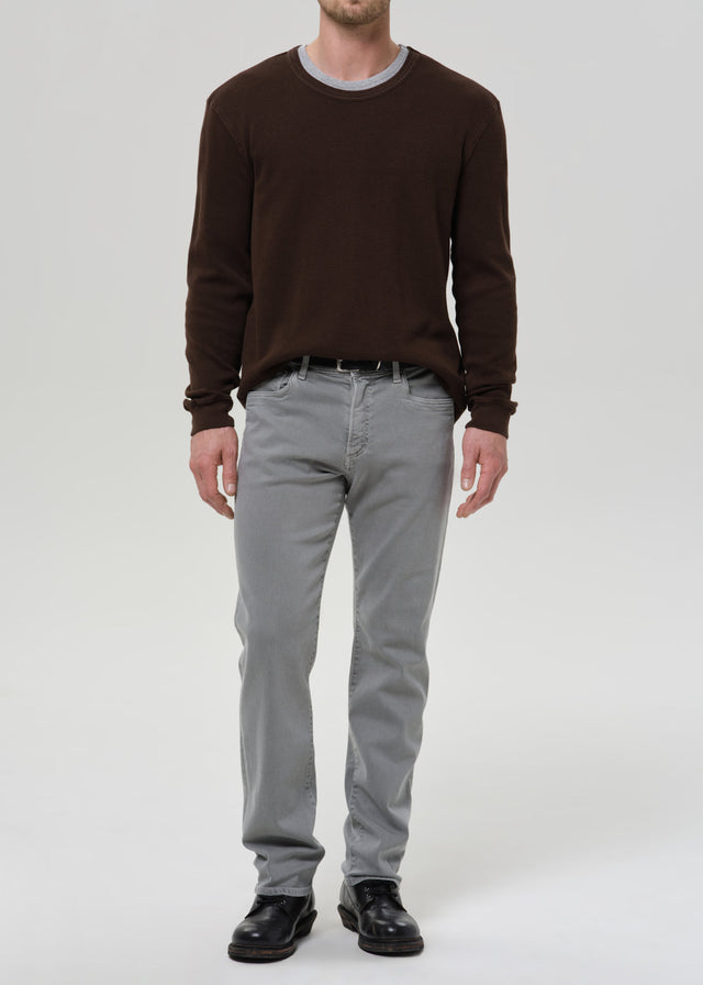 Elijah Straight Perform in Sea Grey