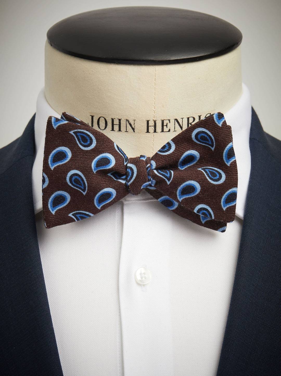 Bow Tie Wool Paisley