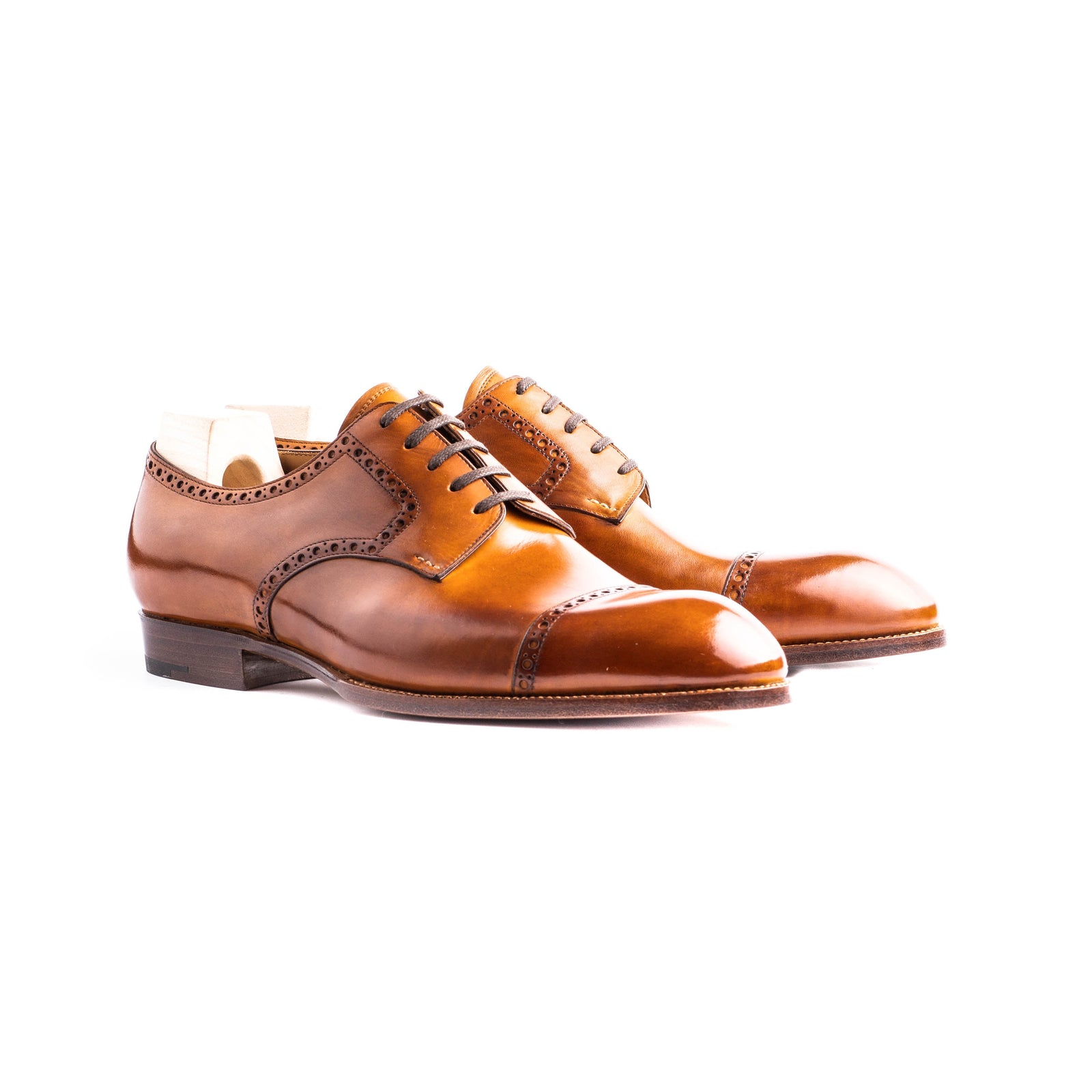 Long Wing Derby Brogued Straight Toe Cap And Top Line