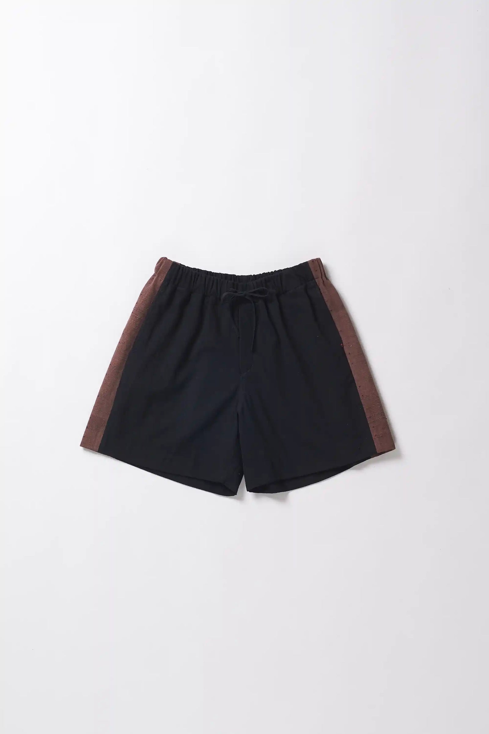 Nvopt Shorts with Drawstring in Black