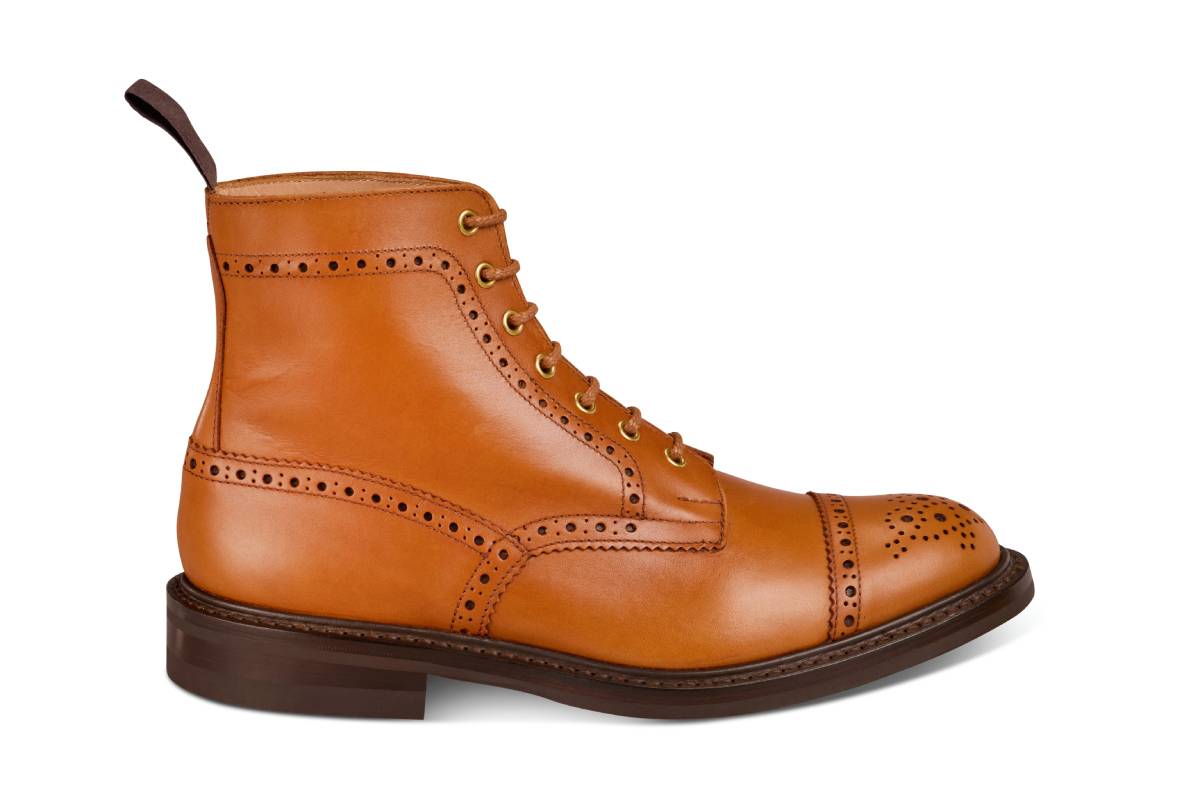 7046 Men S Derby Toecap Brogue Boot Gold Mc