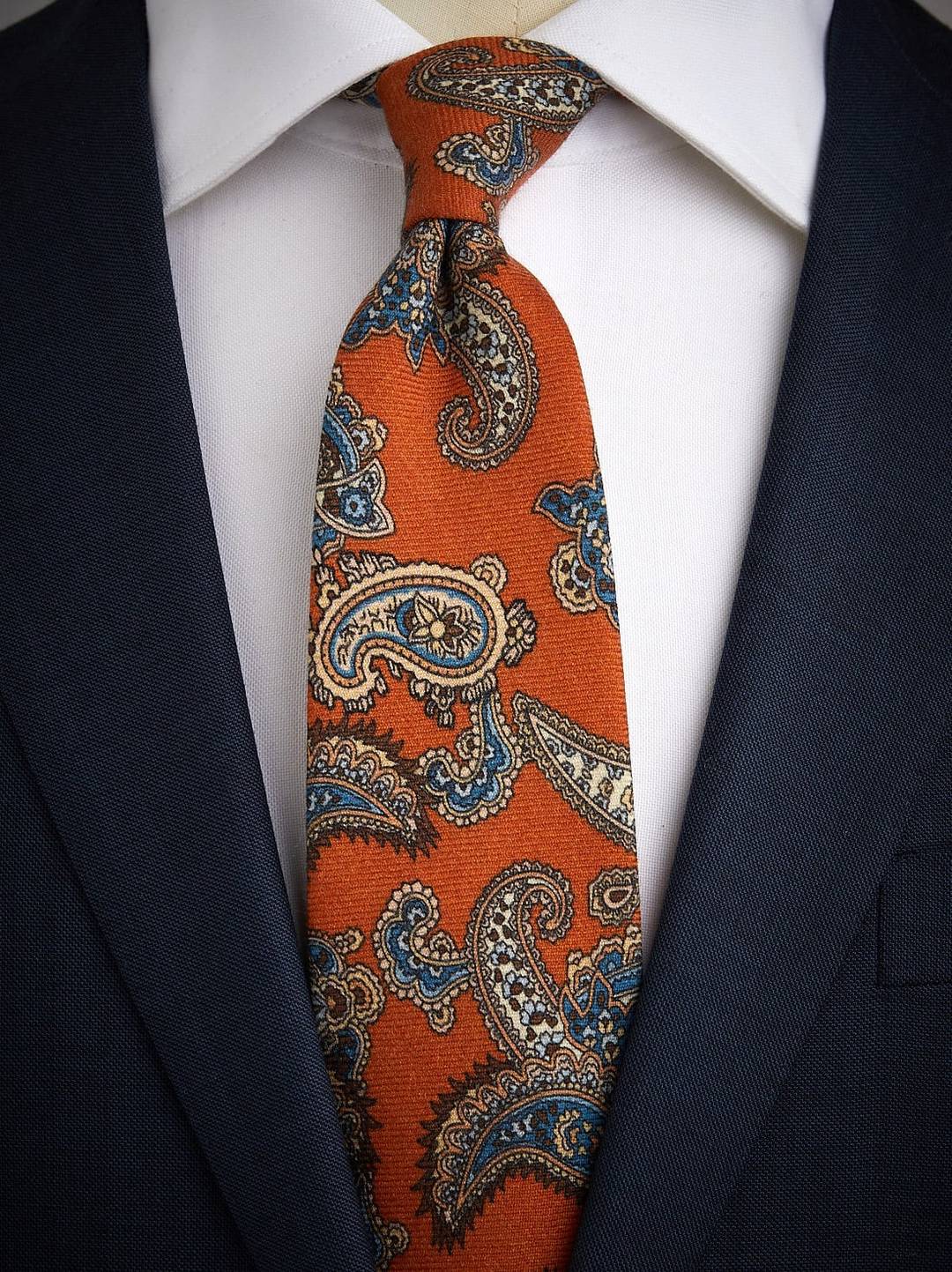 Tie Wool Paisley