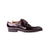 Elegant Swan Neck Derby