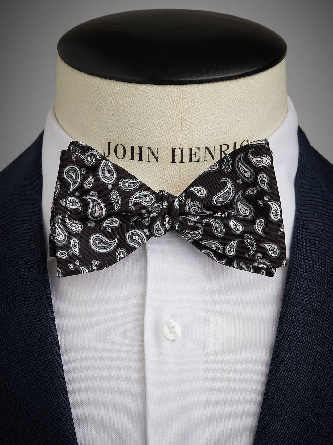 Black Bow Tie Small Paisley
