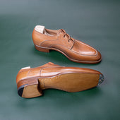 Ghillie With Hand Stitched Apron And Higher Heel In Light Brown Calf Leather