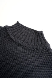 Man High Neck Knit
