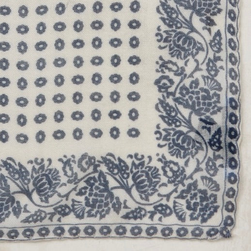 Cashmere And Silk Provence Geometric Pocket Square In