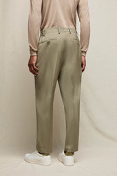 Pantalone WILSON in lana leggera verde salvia