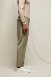 Pantalone WILSON in lana leggera verde salvia