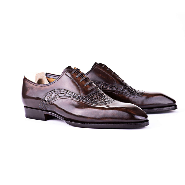 Straight wing dress Oxford with Croc application in dark brown calf leather