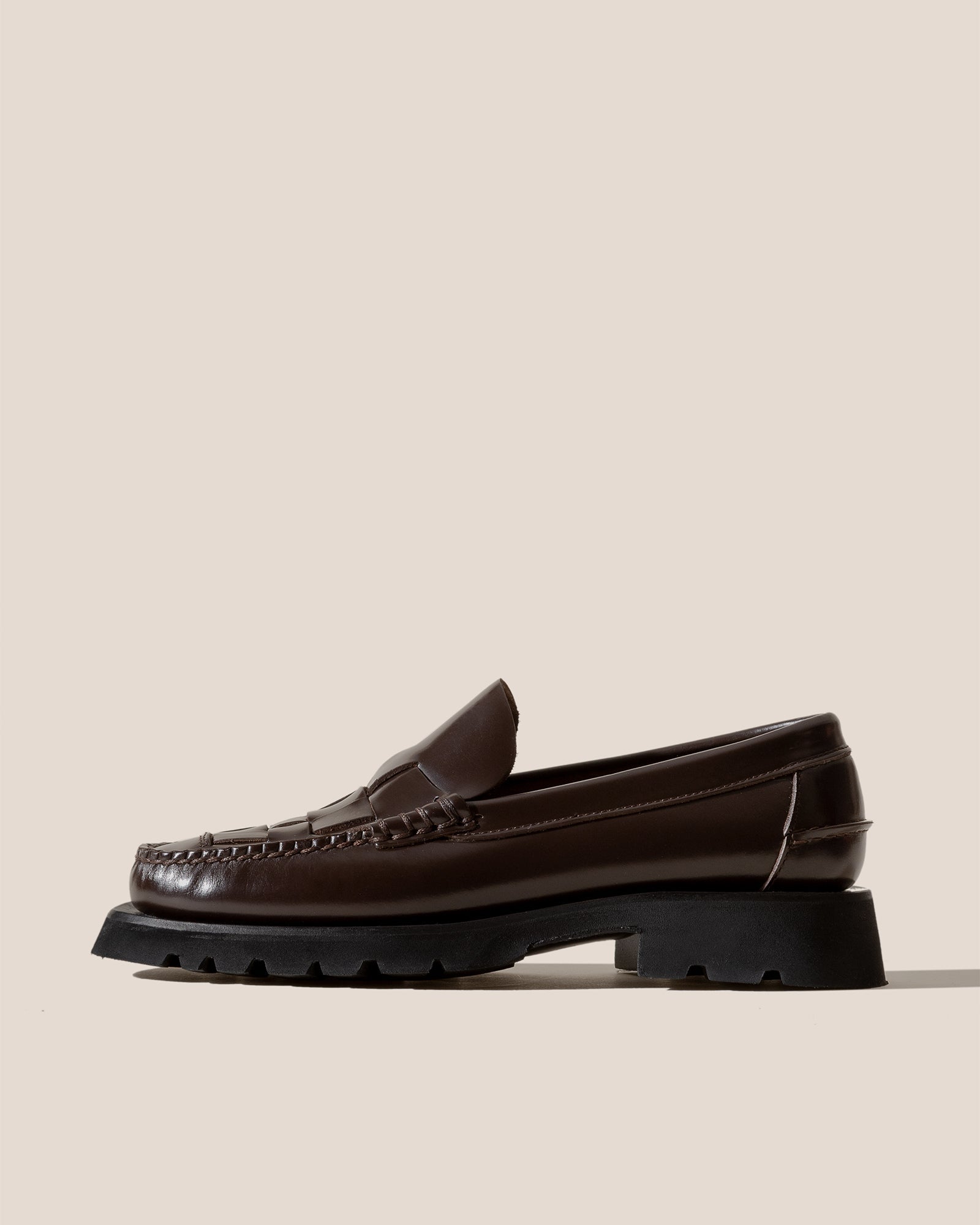 NOMBELA SPORT - Men's Tread Sole Interwoven Detail Slip-On Loafer