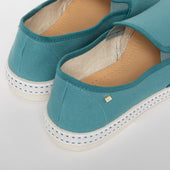 Classic Toile & Filet Aqua
