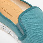 Classic Toile & Filet Aqua
