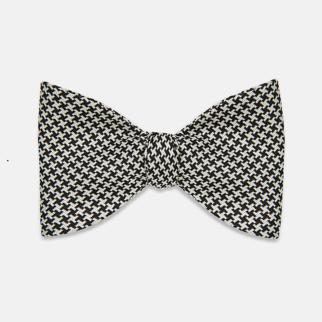 Fine Puppytooth Monochrome Silk Bow Tie