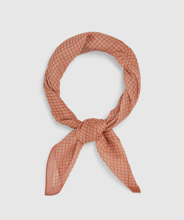 Italian Petal Neat Neckerchief