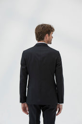 Costume Picture En Laine