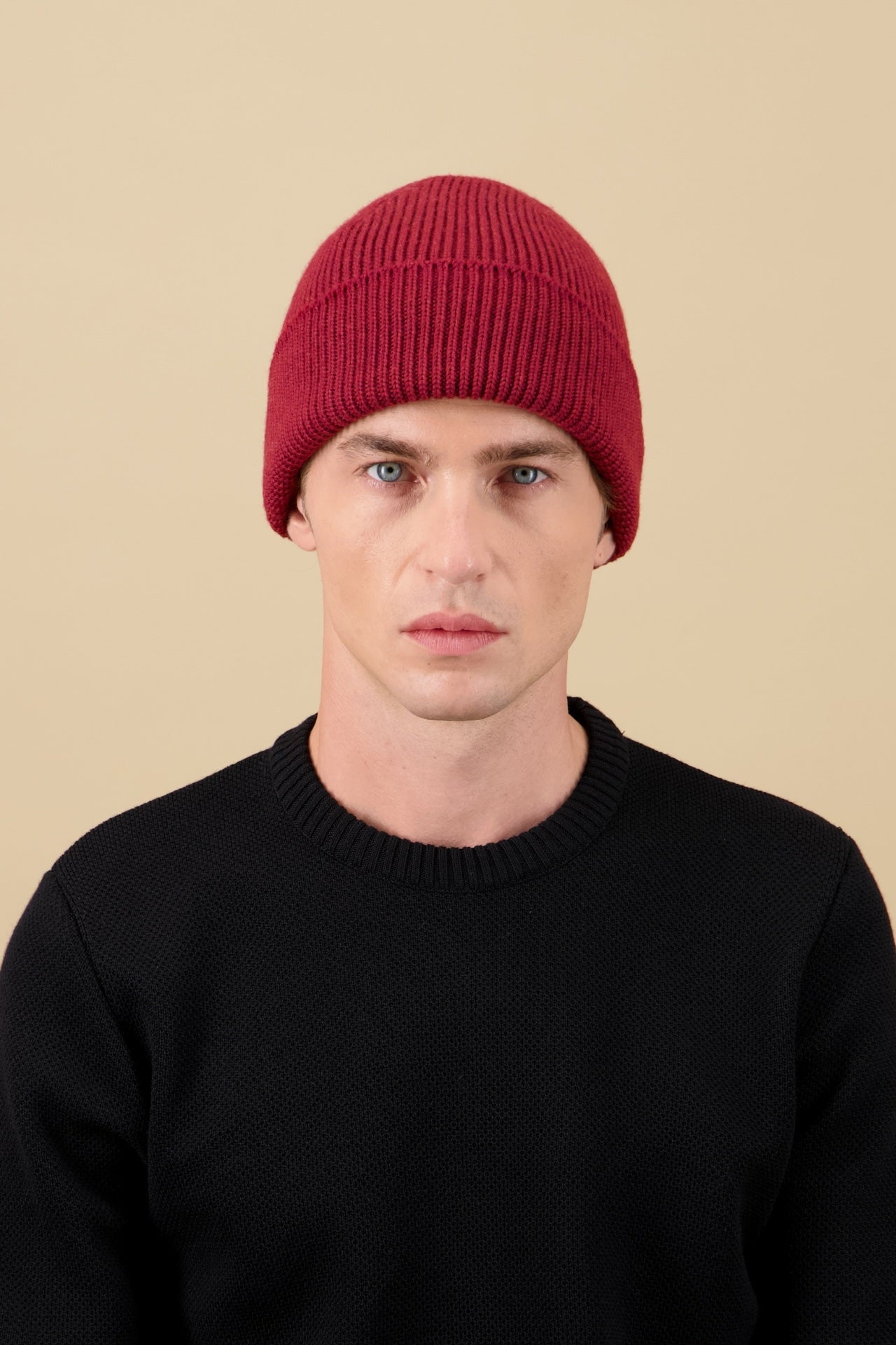 Bonnet Ara Rouge Chin