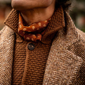 Wool And Silk Paisley Scarf In Gold