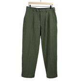 Sheffield pleated trousers in moss green ramie