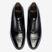 Straight Tip Oxford Zip Last Founders 25