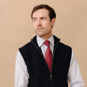 Small Spot Silk Tie in Burgundy
