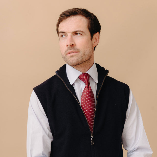 Small Spot Silk Tie in Burgundy