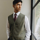 Wilton Scottish Cashmere Sleeveless Cardigan in Loden Green