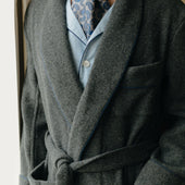 Cashmere and Wool Fleece Dressing Gown in Charcoal and Navy
