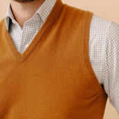 Stanhope Cashmere V Neck Slipover In Vintage Vicuna